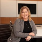 Lesley Hobden headshot, lawyer at Pihl Law